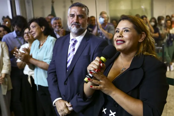 Imagem ilustrativa da imagem EBC reencontrará seu propósito, diz nova presidenta Kariane Costa