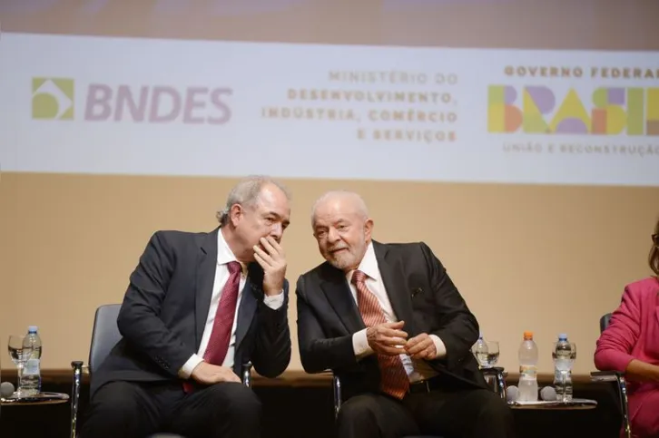 Imagem ilustrativa da imagem Lula diz que não há justificativa para Selic estar em 13,75% ao ano
