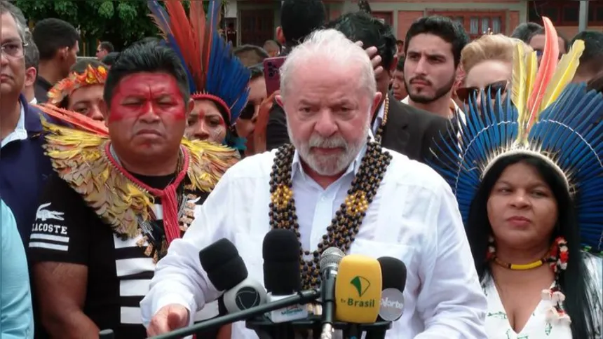 Imagem ilustrativa da imagem Yanomami: PF vai investigar crime de genocídio, diz ministro