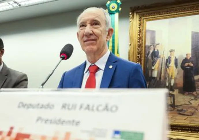 Imagem ilustrativa da imagem Câmara define comandos das 30 comissões permanentes da Casa