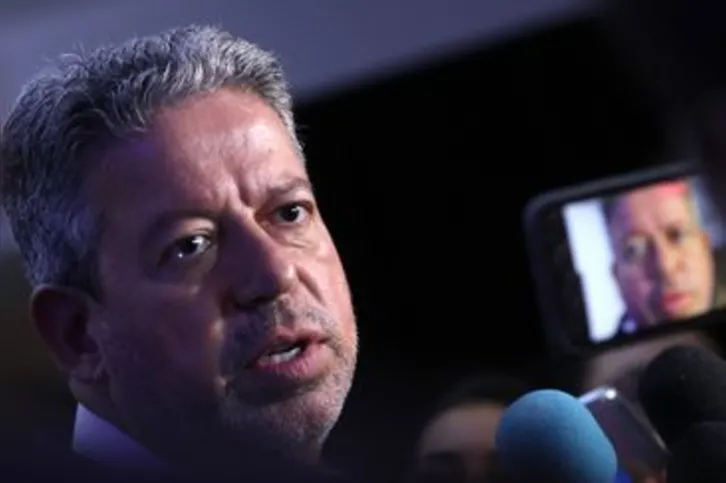 Imagem ilustrativa da imagem Dino: governo prepara PL para regulamentação das redes sociais