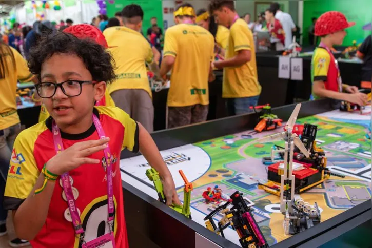 Imagem ilustrativa da imagem Festival de robótica reúne estudantes de todo o país no DF