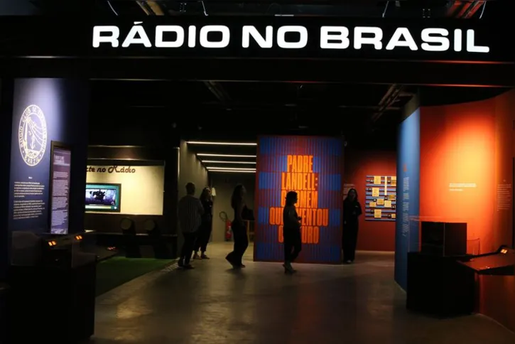 Imagem ilustrativa da imagem MIS inaugura exposições sobre a história do rádio