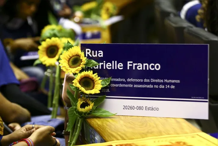 Imagem ilustrativa da imagem Marielle é homenageada no plenário da Câmara dos Deputados