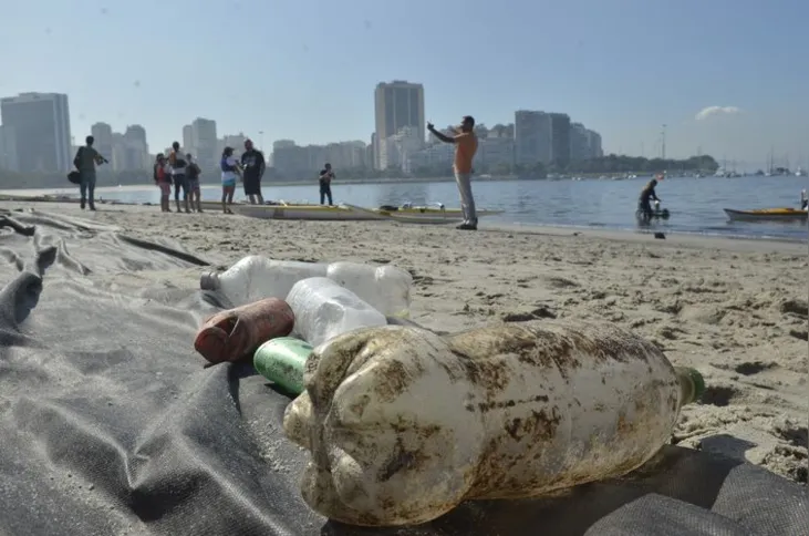 Imagem ilustrativa da imagem Baía de Guanabara tem neste sábado um dia de limpeza