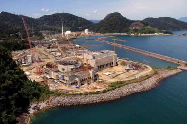 Imagem ilustrativa da imagem Especialistas divergem sobre uso da energia nuclear no Brasil