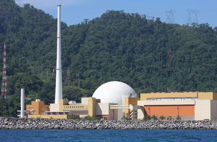Imagem ilustrativa da imagem Especialistas divergem sobre uso da energia nuclear no Brasil
