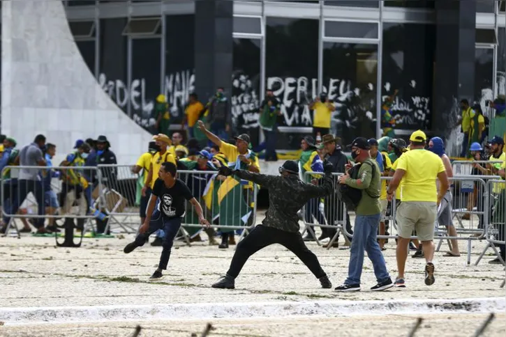 Imagem ilustrativa da imagem Governo vai apoiar CPMI de atos golpistas