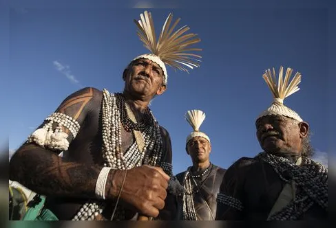 Imagem descritiva da notícia Indígenas chegam a Brasília para o Acampamento Terra Livre