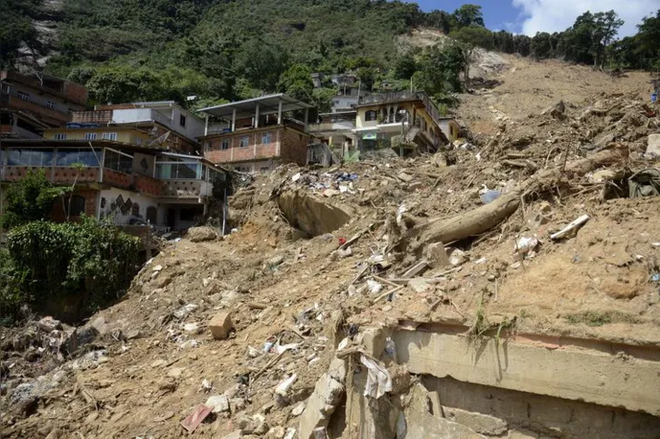 Imagem ilustrativa da imagem Eventos climáticos podem levar milhões à pobreza extrema no Brasil
