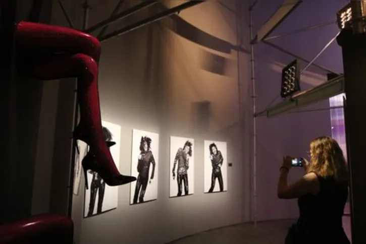 Imagem ilustrativa da imagem MIS celebra carreira de Tina Turner com exposição fotográfica em SP