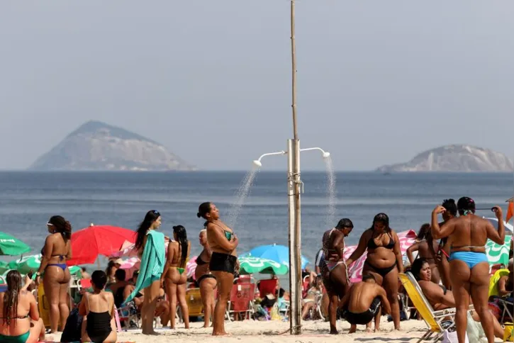 Imagem ilustrativa da imagem Rio tem o dia mais quente do inverno, mas frente fria chega ainda hoje