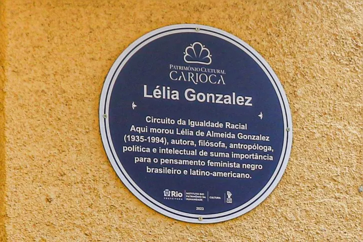 Imagem ilustrativa da imagem Casa onde viveu Lélia Gonzalez recebe placa em sua homenagem