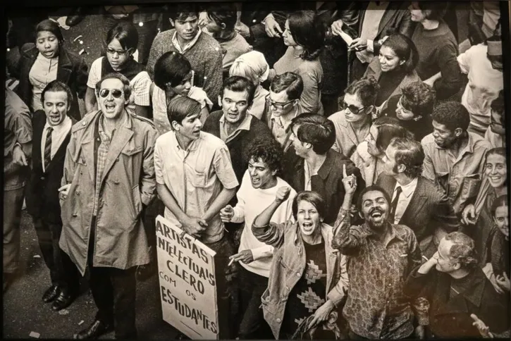 Imagem ilustrativa da imagem Exposição traz fotos de Evandro Teixeira nos 50 anos de golpe no Chile