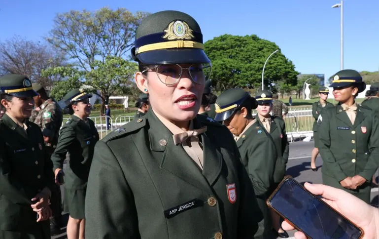 Imagem ilustrativa da imagem Militares defendem formação; pesquisadores criticam currículo