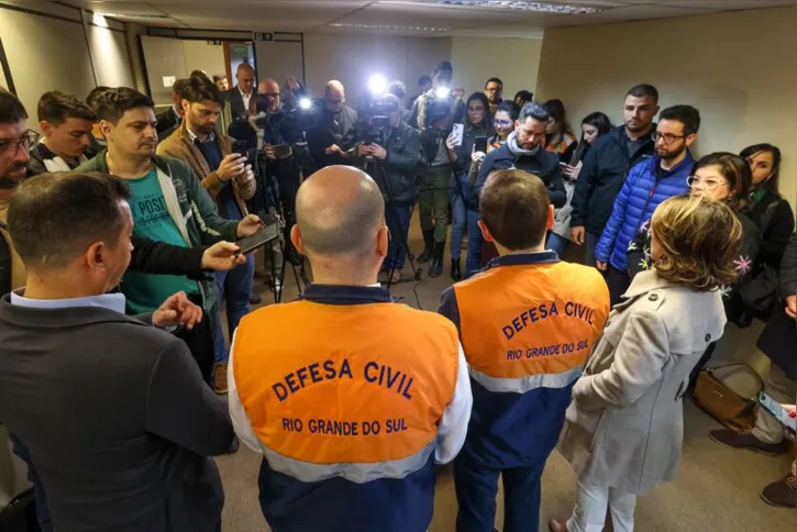 Imagem ilustrativa da imagem Sobe para 32 os mortos pela passagem de ciclone no RS e SC
