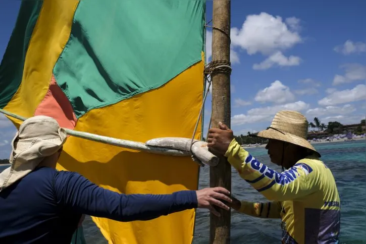 Imagem ilustrativa da imagem Projeto alia restauração de corais e turismo sustentável em Pernambuco