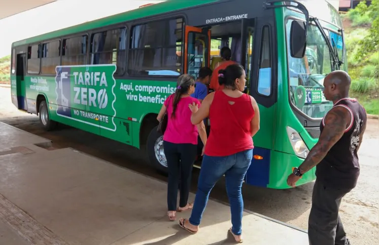 Imagem ilustrativa da imagem Luziânia inicia transporte gratuito; cidadãos reclamam de demora