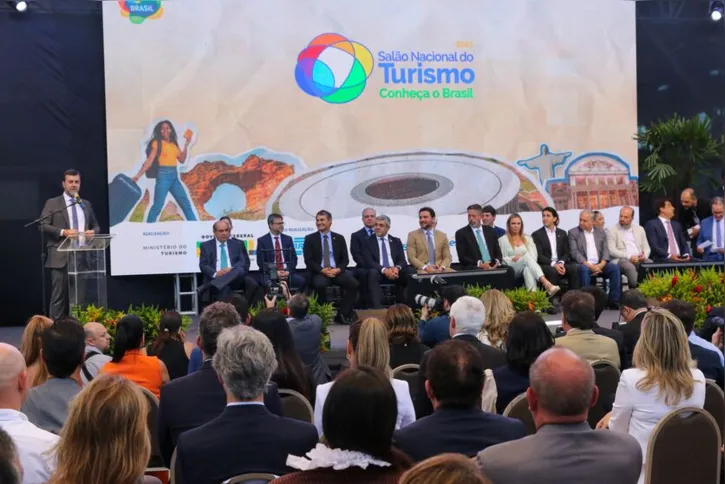 Imagem ilustrativa da imagem Turismo espera igualar número de visitantes estrangeiros pré-pandemia