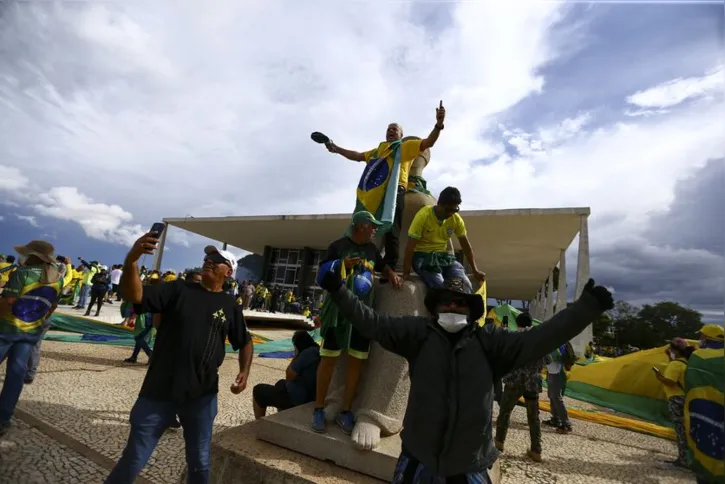 Imagem ilustrativa da imagem Ataques do 8/1 revelaram ódio ao STF, apontam especialistas