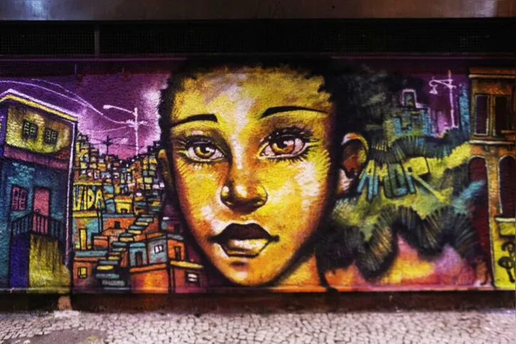 Imagem ilustrativa da imagem Beco na Lapa vira grande museu de arte urbana a céu aberto do Rio