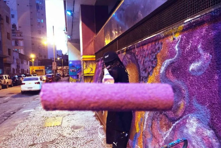 Imagem ilustrativa da imagem Beco na Lapa vira grande museu de arte urbana a céu aberto do Rio