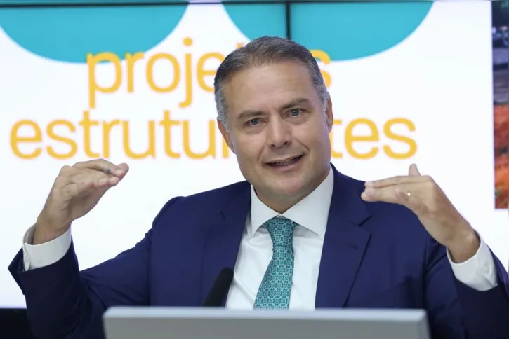 Imagem ilustrativa da imagem Governo deve investir até R$ 80 bi em ferrovias e rodovias até 2026