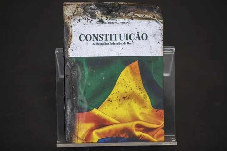 Imagem ilustrativa da imagem Um ano após tentativa de golpe, STF mantém 66 presos