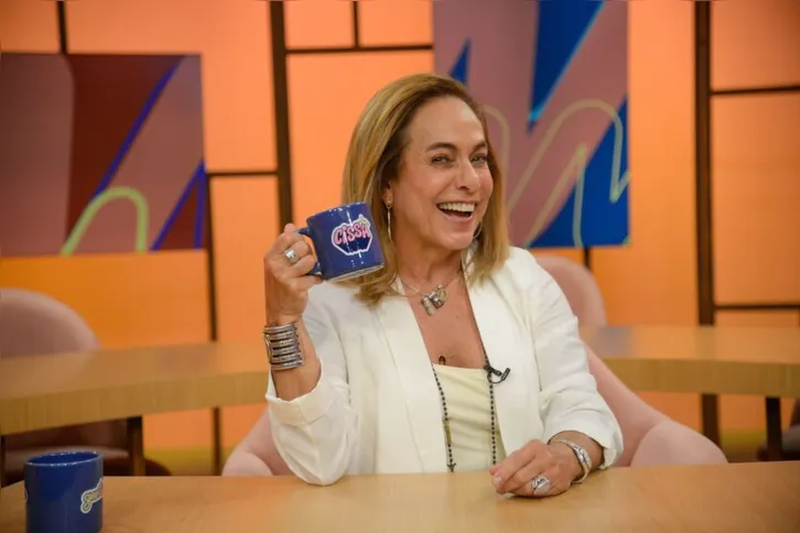 Imagem ilustrativa da imagem Sem Censura volta à TV Brasil nesta sexta, com Cissa Guimarães