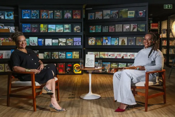 Imagem ilustrativa da imagem TV Brasil reprisa bate-papo com escritora Ana Maria Gonçalves