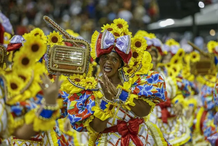 Imagem ilustrativa da imagem Veja imagens do segundo dia de desfile do carnaval de São Paulo