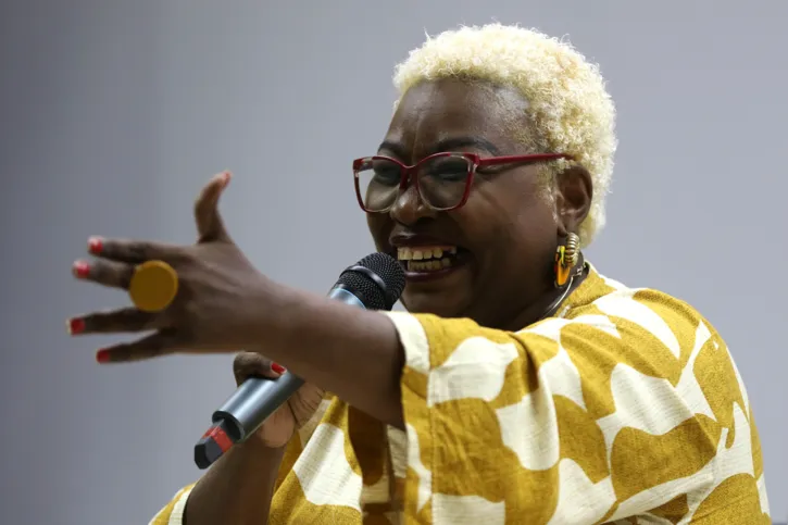 Imagem ilustrativa da imagem Violência contra mulher quilombola é dupla, diz líder comunitária