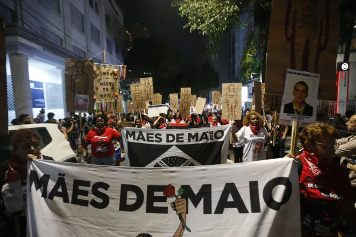 Imagem ilustrativa da imagem Cordão da Mentira descomemora golpe de 64 nas ruas de São Paulo