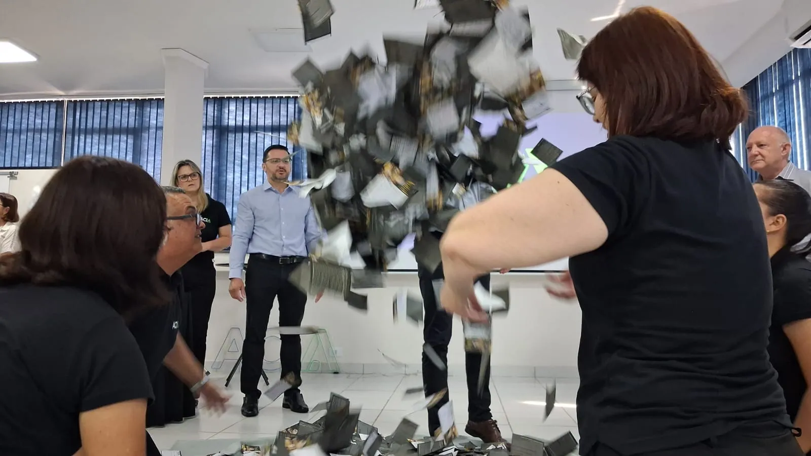 Sorteio foi promovido pela Acia e Sicoob