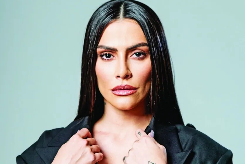 Imagem descritiva da notícia Cleo Pires estrela filme de ação 
com o pai e o irmão, Fiuk