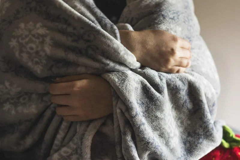 Pessoas em situação de rua podem buscar abrigo nesses dias de frio intenso