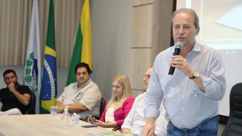 Imagem descritiva da notícia Ivaiporã vai investir
R$ 1,7 mi em melhorias
no Centro da Juventude