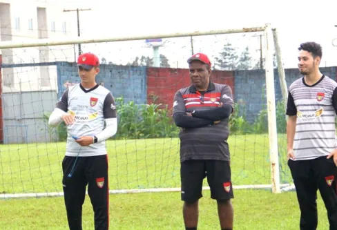 Imagem descritiva da notícia Apucarana Sports vai a Prudentópolis na estreia do técnico Toninho Santos