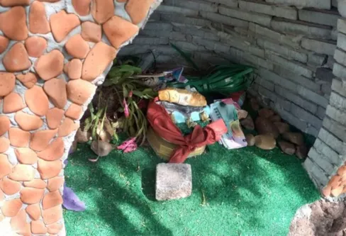 Imagem descritiva da notícia Gruta de Nossa Senhora de Fátima é vandalizada