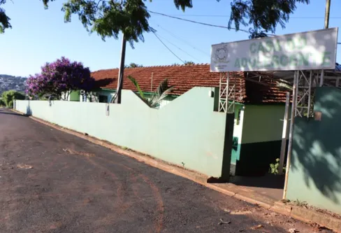 Imagem descritiva da notícia Ivaiporã vai investir R$ 750 mil
para reformar Casa de Vivência