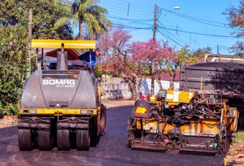 Imagem descritiva da notícia Ivaiporã finaliza obras de recape em avenida