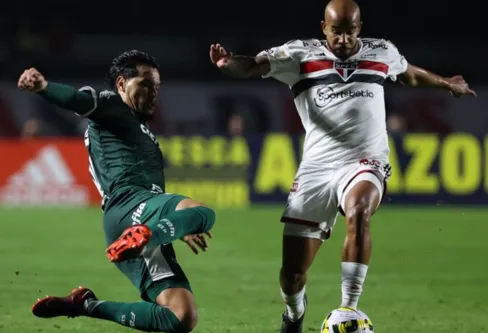 Imagem descritiva da notícia São Paulo e Palmeiras iniciam confronto pela Copa do Brasil