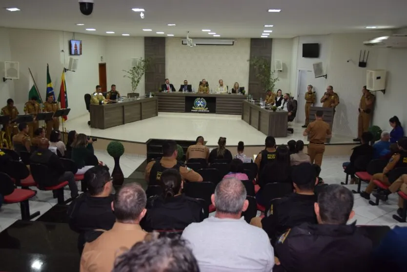 Evento para entrega de medalha de mérito para militares mortos em 2018