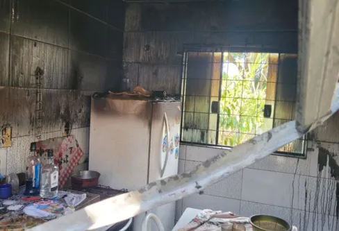 Imagem descritiva da notícia Família que perdeu tudo em incêndio pede ajuda