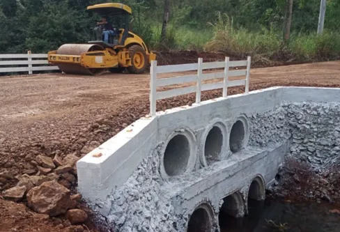 Imagem descritiva da notícia Prefeitura de Rio Bom finaliza instalação de nova ponte no Lajeadão