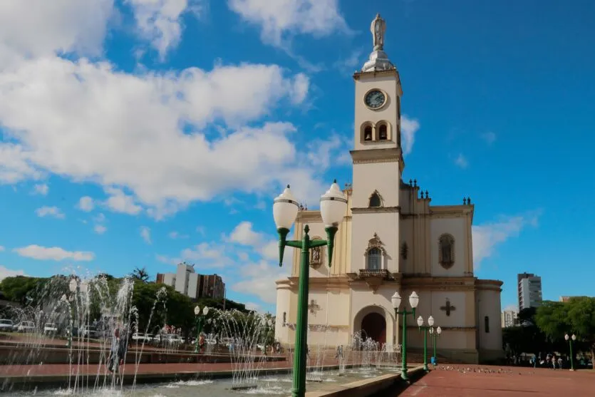 A Igreja Católica está realizando uma campanha de arrecadação de recursos para revitalização da Catedral Nossa Senhora de Lourdes