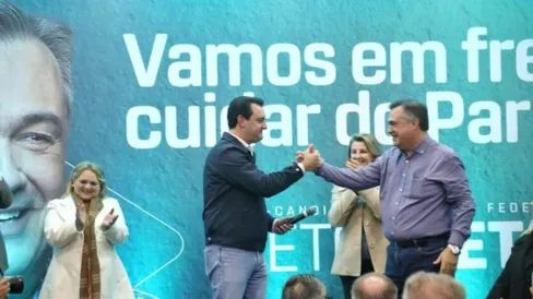 Imagem descritiva da notícia Beto Preto faz balanço da saúde
durante evento político em Curitiba