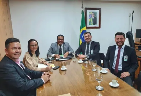 Imagem descritiva da notícia Lauro Junior cumpre agenda em Brasília