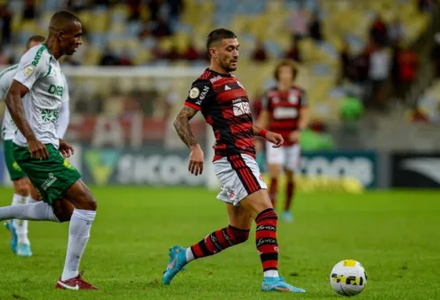 Imagem descritiva da notícia Flamengo e Athletico-PR duelam pelo título da Copa Libertadores