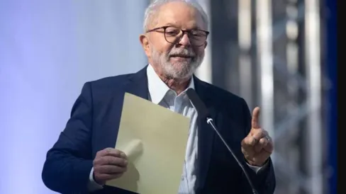 Imagem descritiva da notícia PT cobra de Lula cargos no primeiro escalão de governo